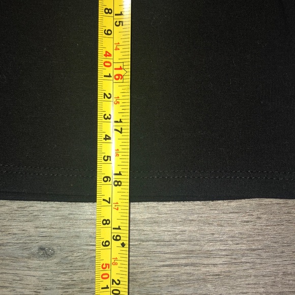 Forever 21 black turtle neck crop top - Picture 4 of 8